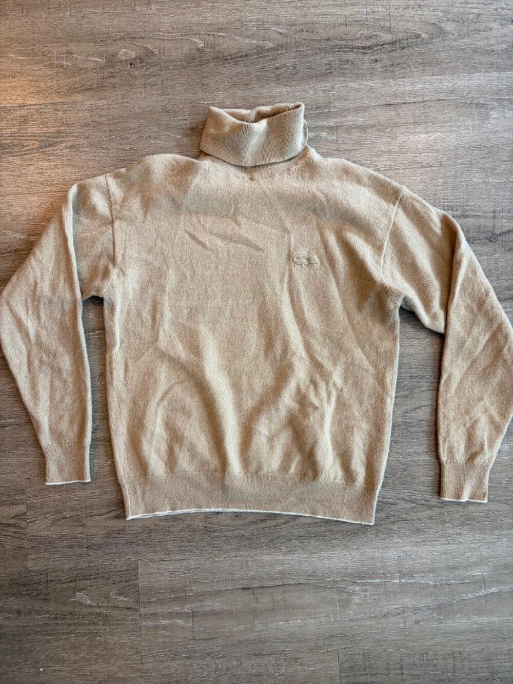 Lacoste Women’s 100% Wool Beige Turtleneck Sweater Size 34/Small